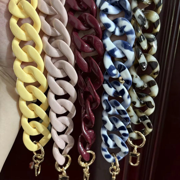 Bag Chain Link Strap Decoration - Style A, Photo 3 - PREORDER 9/5-9/8