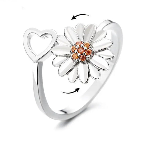 Ring - Adjustable Fidget Ring - Daisy + Heart