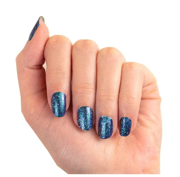Ok, but hear me out. Matte top coat over glitters This is Dallas Darling  with the top coat, and now I want to try it over EVERYTHING. : r/colorstreet